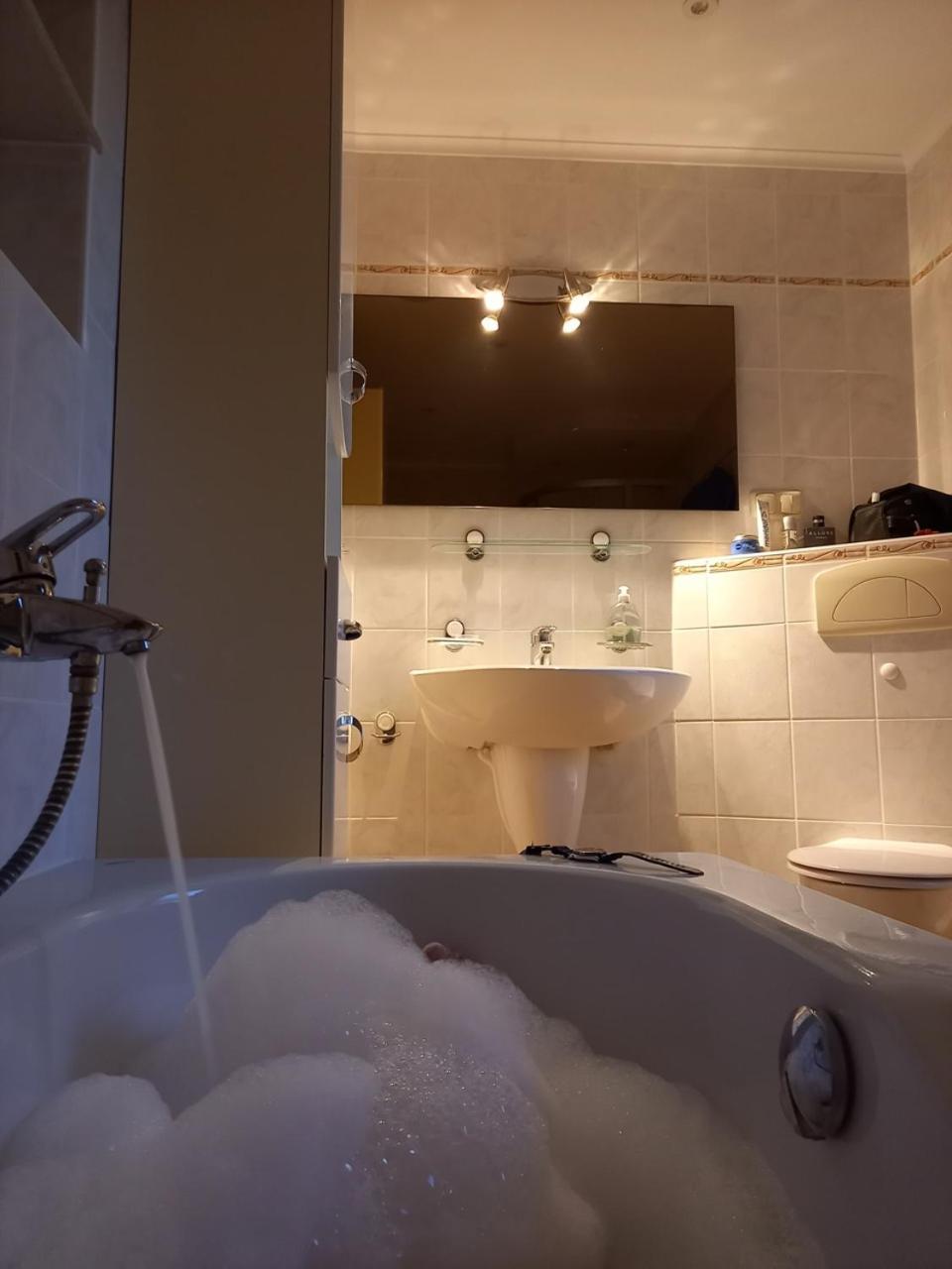 Ferienwohnung Leonie Mit Sauna Zinnowitz Exterior photo